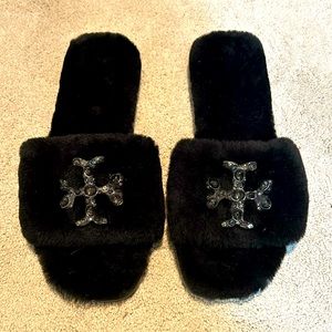 Never worn Tory Burch shearling slides.  Size 9